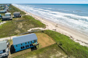 Octopus Garden - Beachfront and Center! Beautiful Ocean Views from Porches!